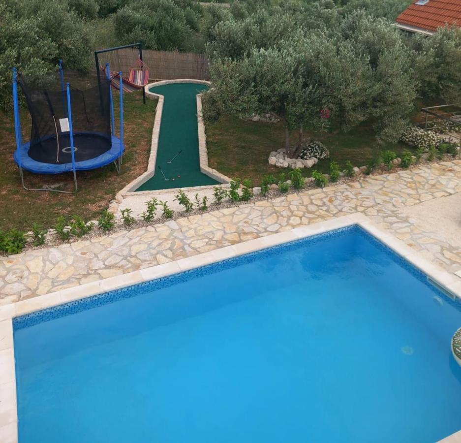 Holiday House M&A&K With Swimming Pool Kaštel Štafilić 外观 照片